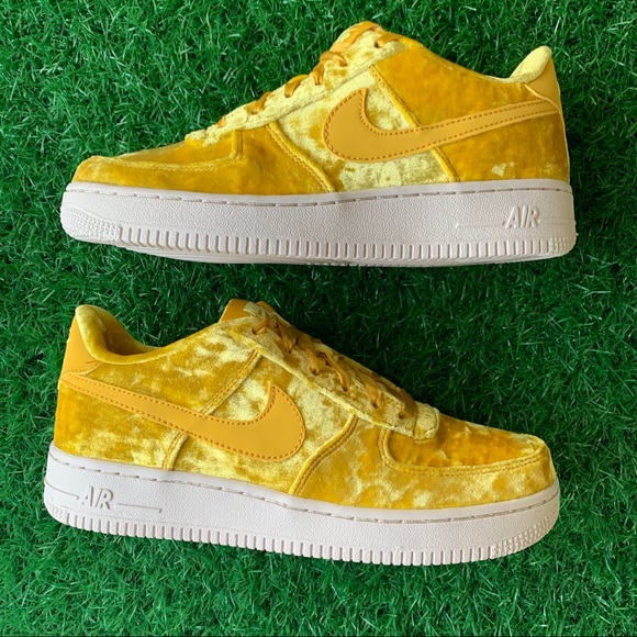 Nike Air Force 1 Lv8 - Picture 6 of 10